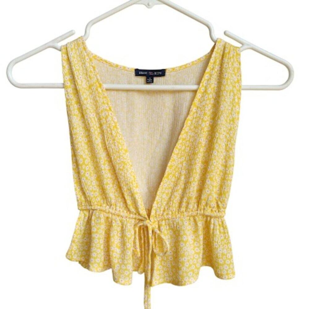 HEART & HIPS | Butter Yellow Front Tie Ruffle Hem Ditsy Floral Boho Crop Top S